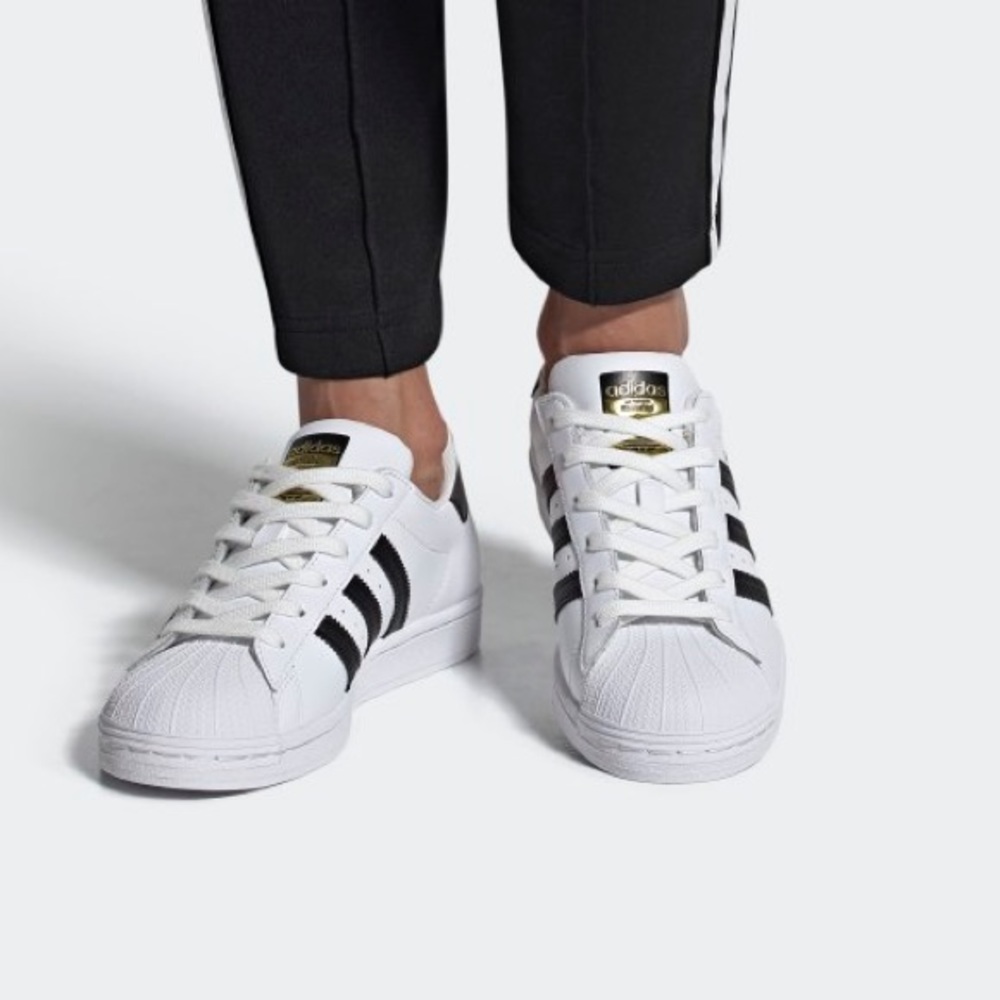 Adidas Superstar Women’s Size 9.5